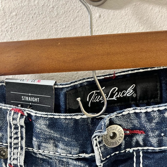 True Luck Men`s Jeans Straight Medium Wash 32x32 NWT $60 Embroidered - Picture 7 of 10